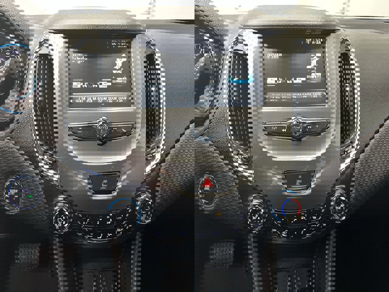 Used 2017 Chevrolet Cruze LT w/ Convenience Package image 15