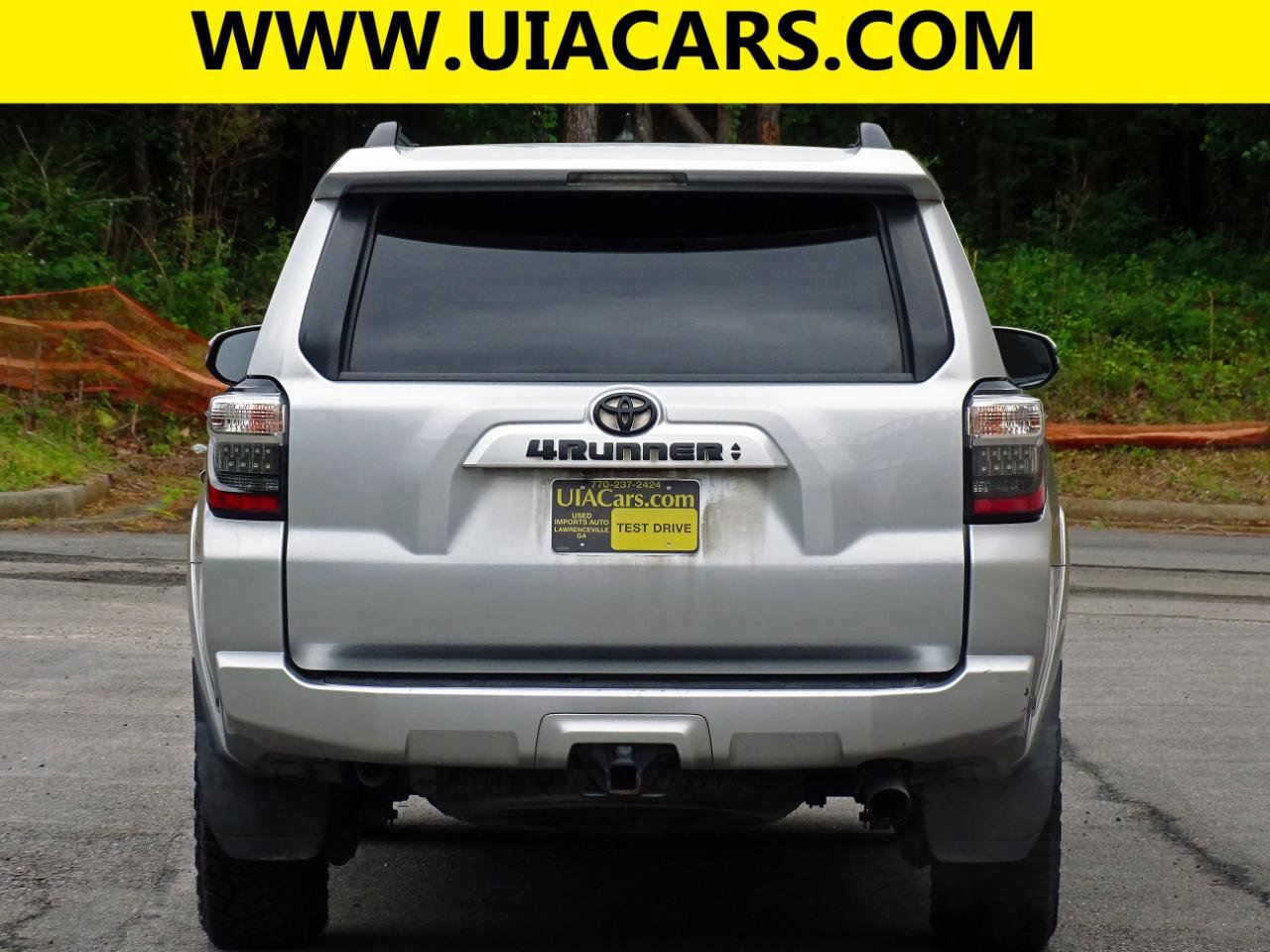 Used 2021 Toyota 4Runner SR5 Premium w/ Moonroof Package RWD image 8