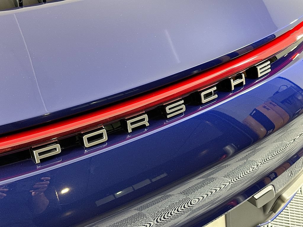 Certified 2020 Porsche 911 Carrera RWD image 32