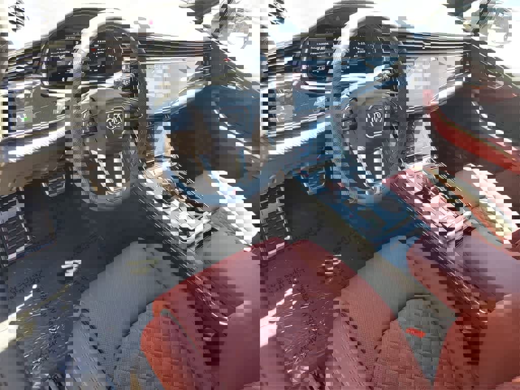 New 2025 Audi SQ7 Premium Plus image 10