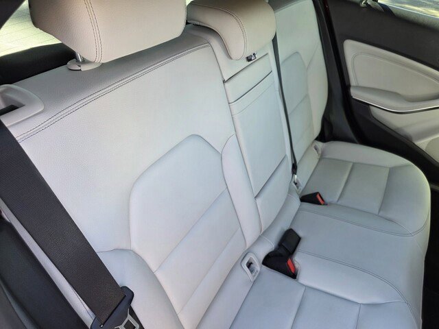 Used 2020 Mercedes-Benz GLA 250 image 31