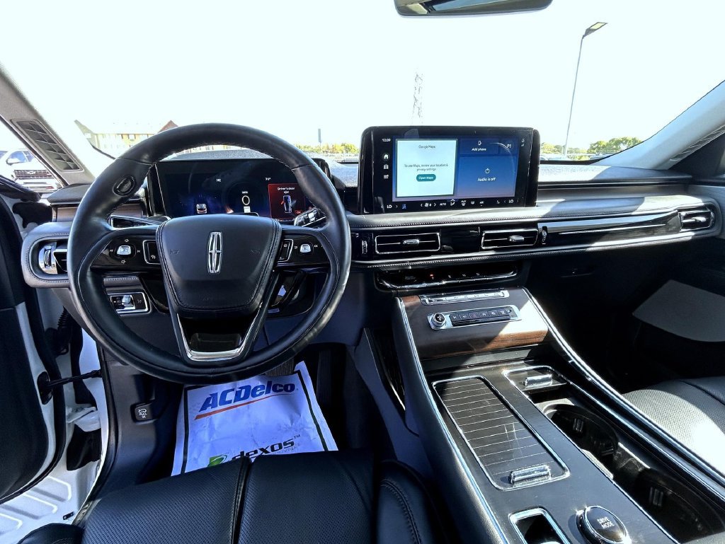 Used 2025 Lincoln Aviator Reserve w/ Equipment Group 201A AWD/4WD image 15