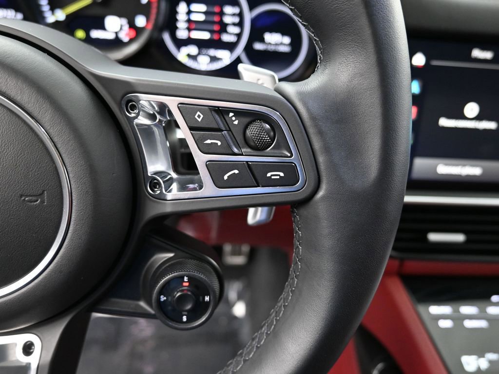 Certified 2022 Porsche Cayenne Turbo S image 21