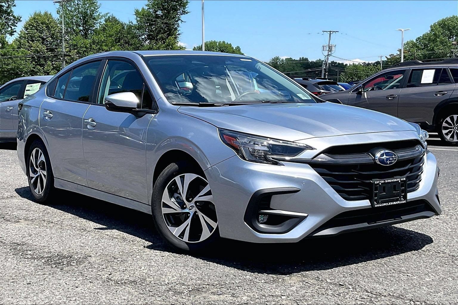 Certified 2025 Subaru Legacy Premium AWD/4WD image 2