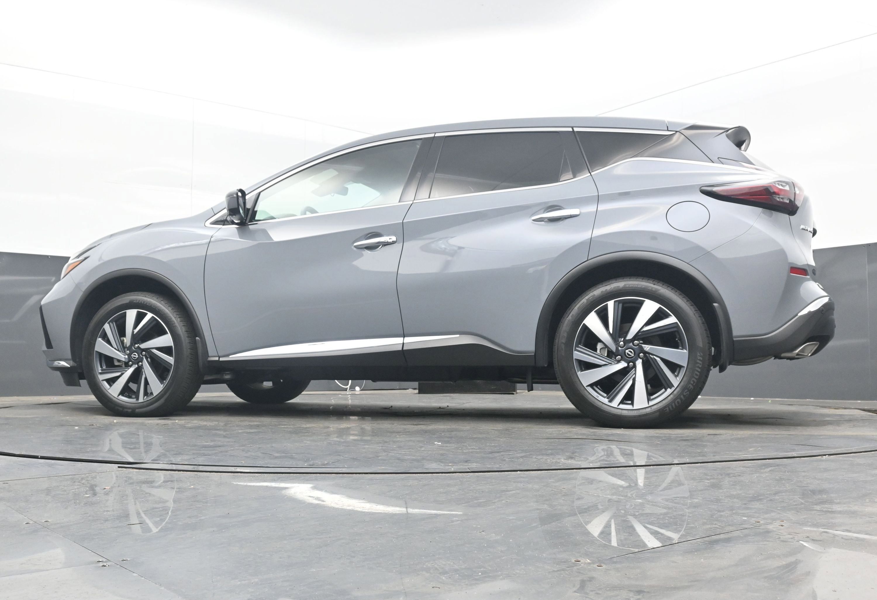 Used 2024 Nissan Murano SL image 24