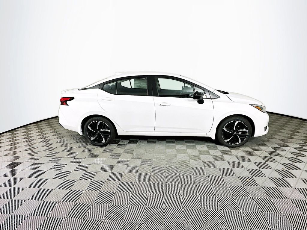 New 2025 Nissan Versa SR w/ Trunk Package image 11