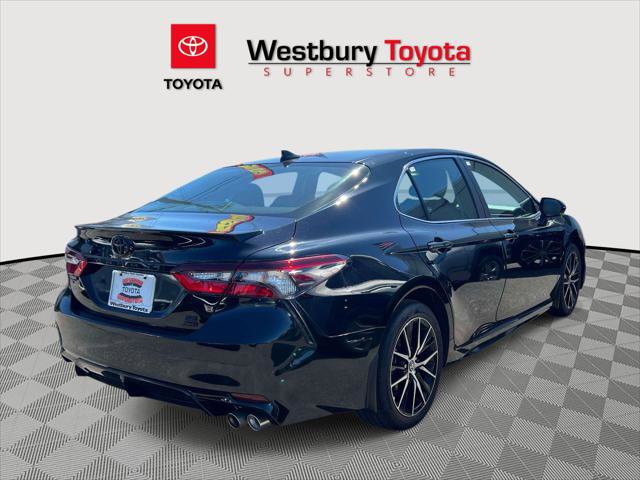 Certified 2023 Toyota Camry SE AWD/4WD image 5