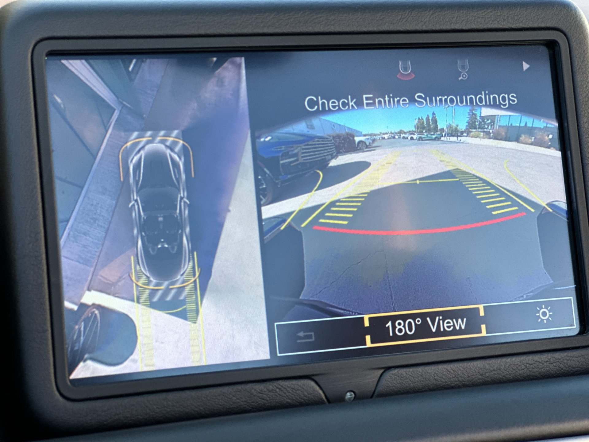 Used 2019 Aston Martin DB11 Volante RWD image 21