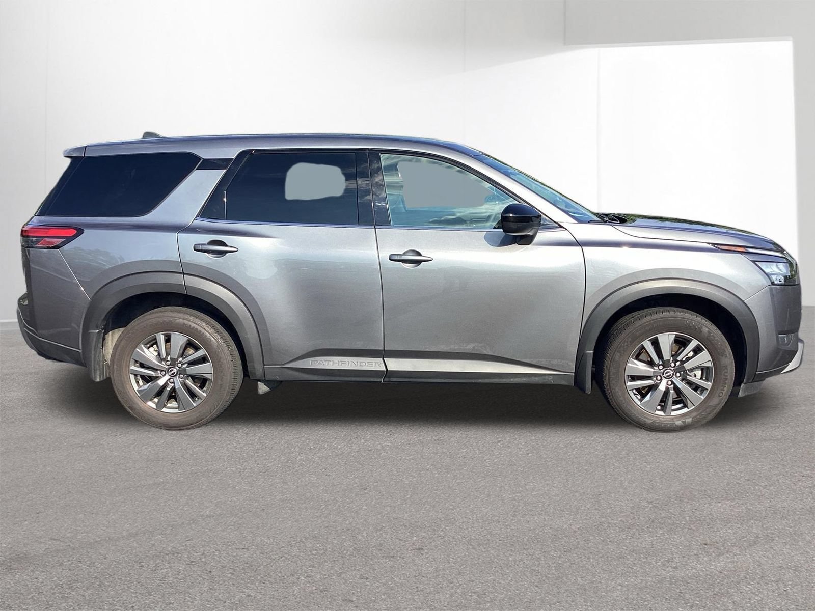 Used 2024 Nissan Pathfinder S AWD/4WD image 23