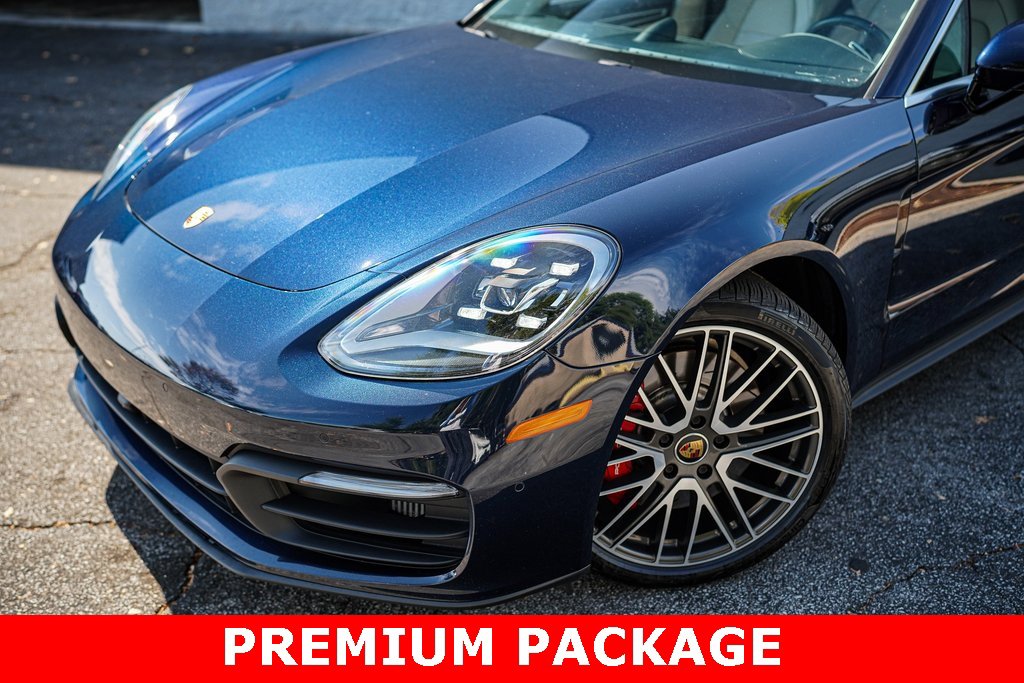Used 2022 Porsche Panamera 4S w/ Premium Package image 2