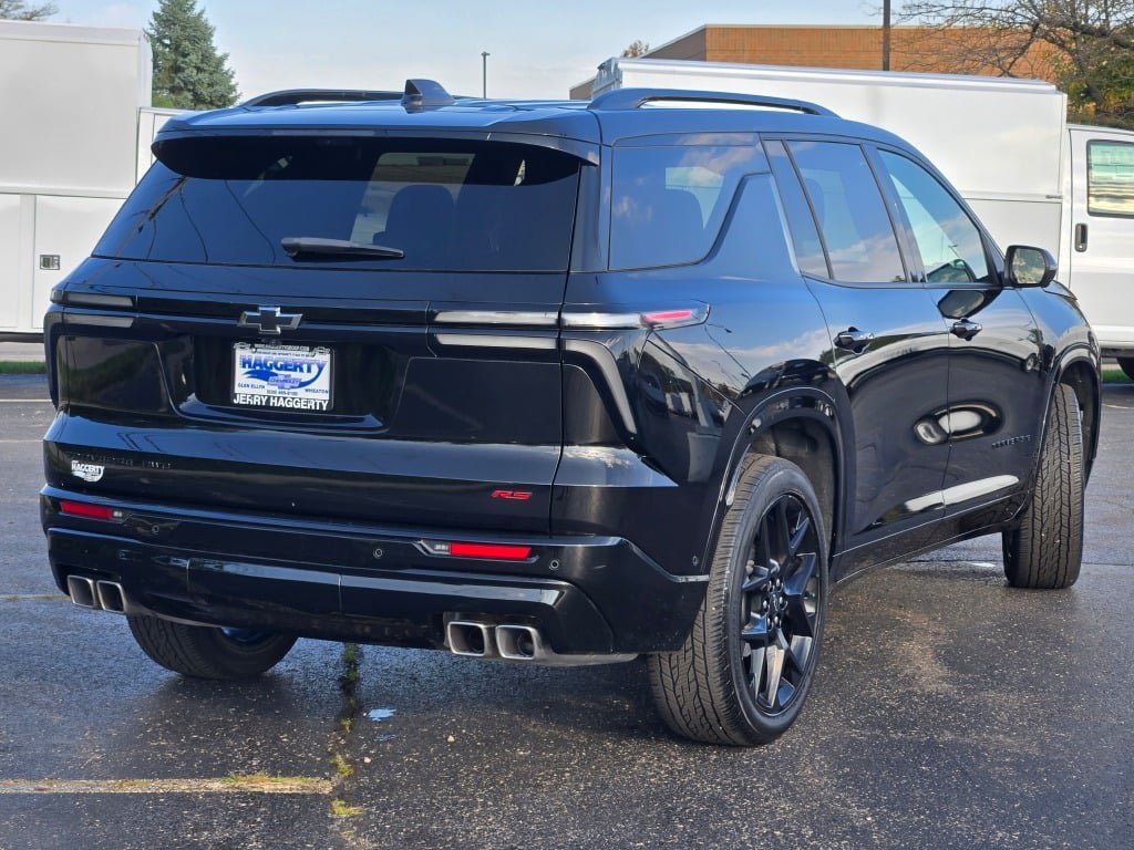 Used 2026 Chevrolet Traverse RS AWD/4WD image 12