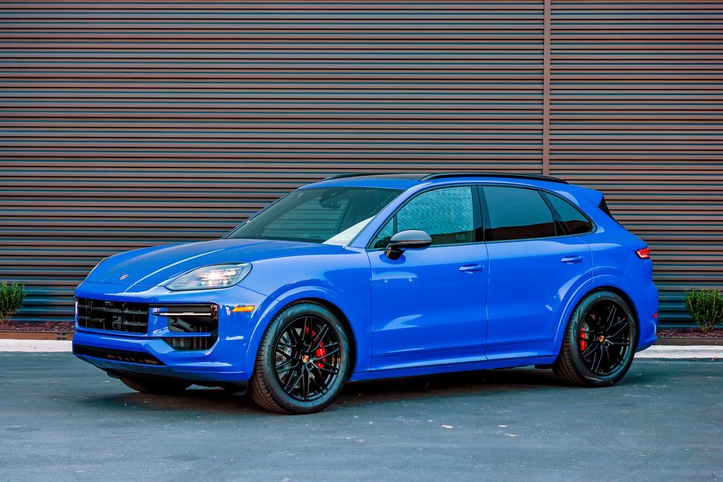 New 2025 Porsche Cayenne GTS