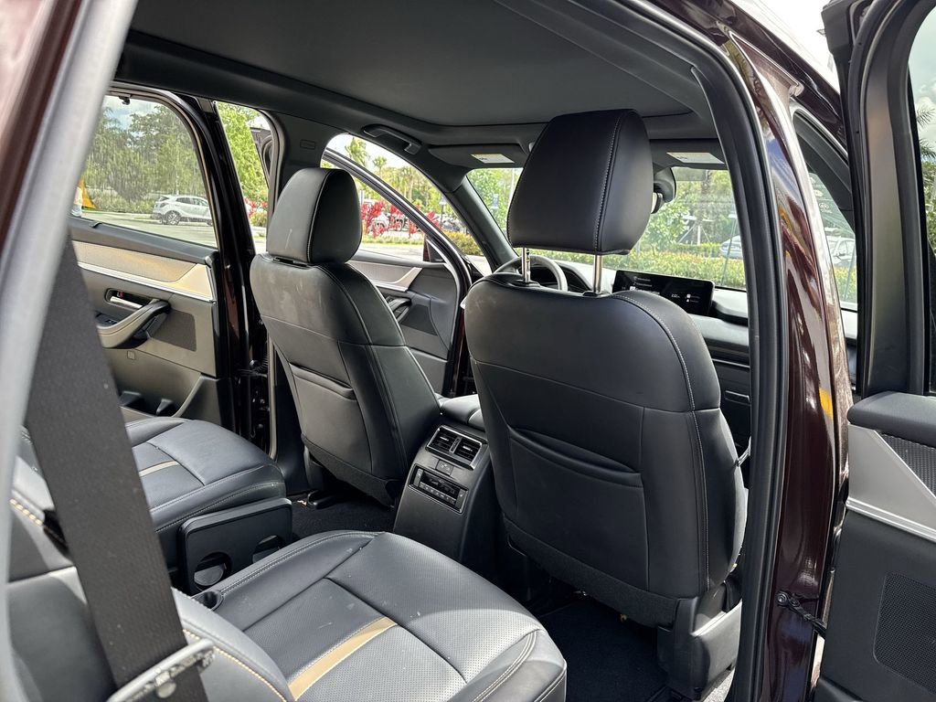 Certified 2025 MAZDA CX-90 3.3 Turbo w/ Premium Plus Pkg image 34