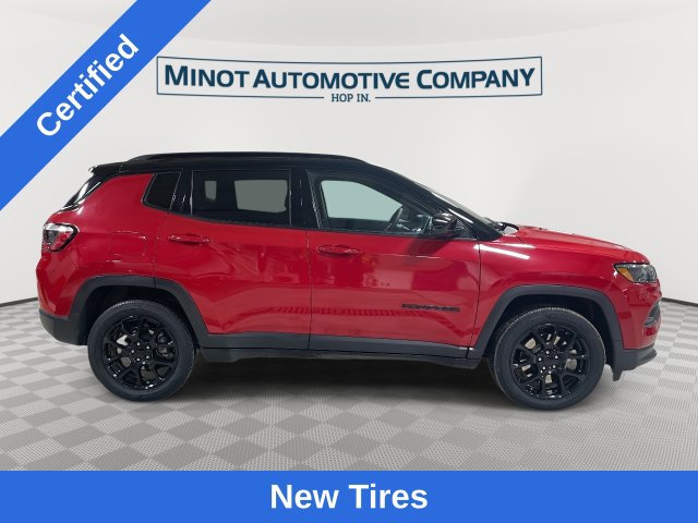 Certified 2023 Jeep Compass Latitude w/ Convenience Group AWD/4WD image 10