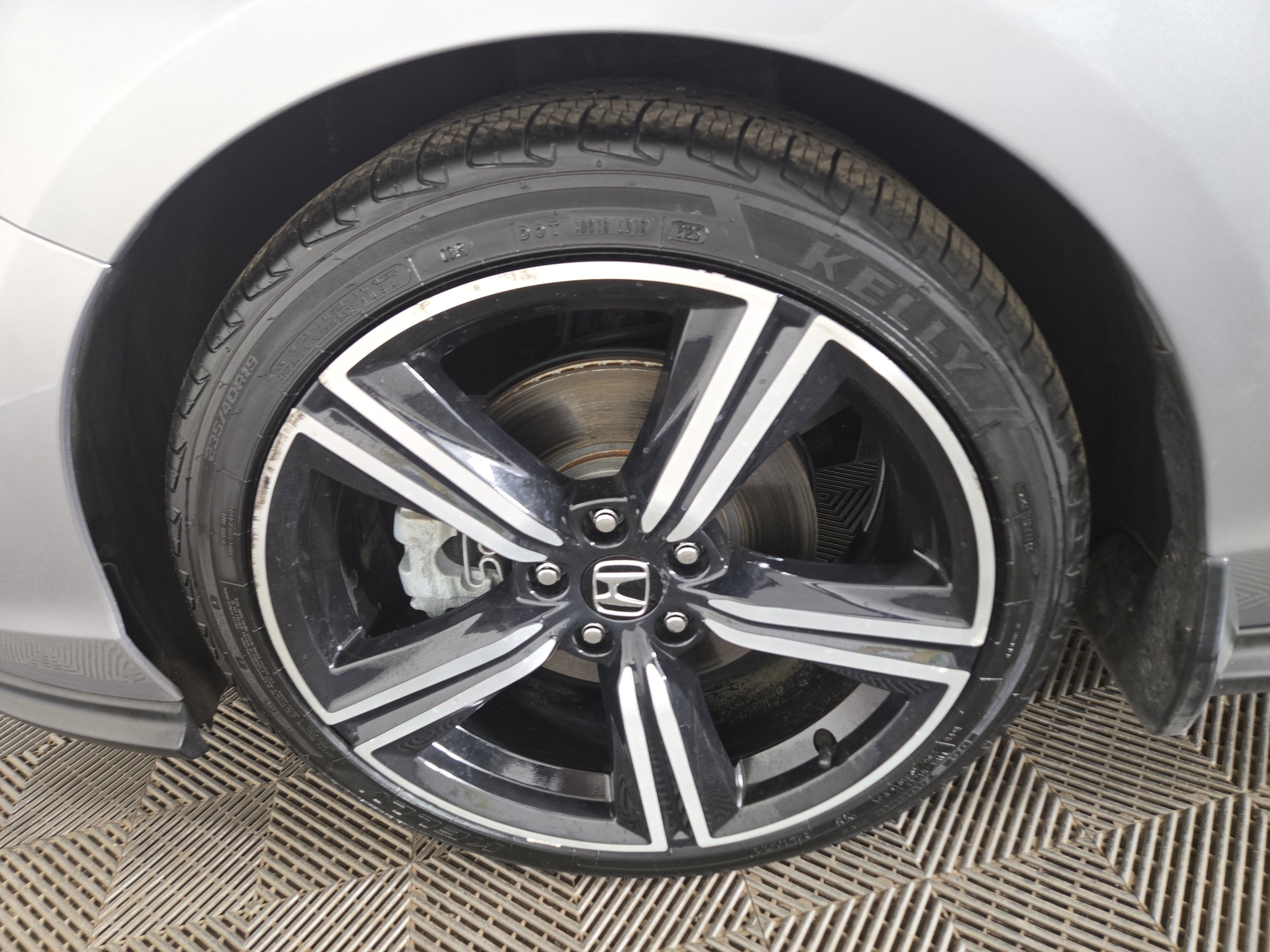 Used 2024 Honda Accord Sport image 34