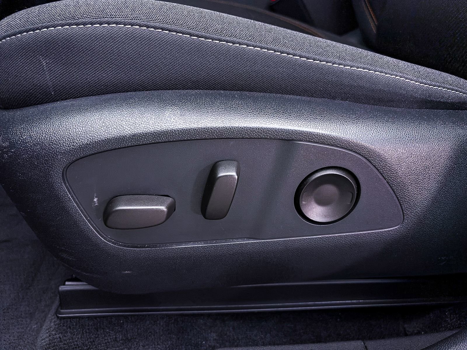 Used 2024 Honda Prologue EX image 18