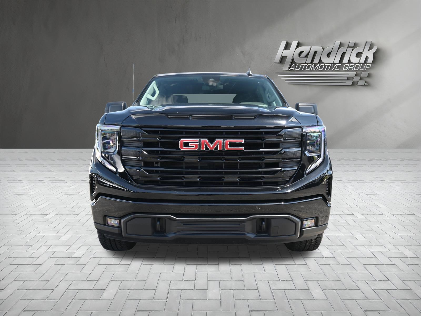 Used 2024 GMC Sierra 1500 Elevation w/ X31 Off-Road Package AWD/4WD image 3