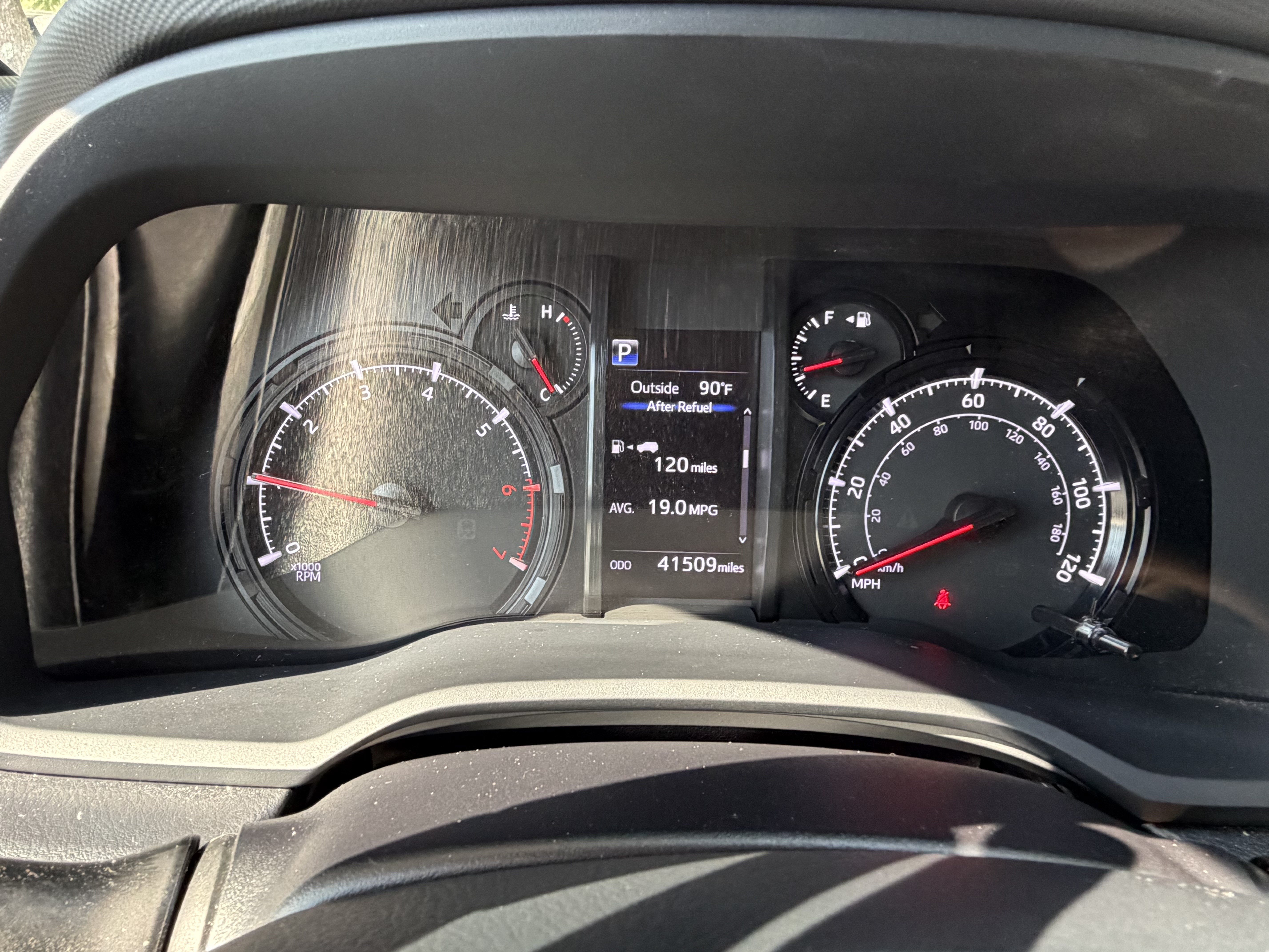 Used 2023 Toyota 4Runner SR5 AWD/4WD image 22