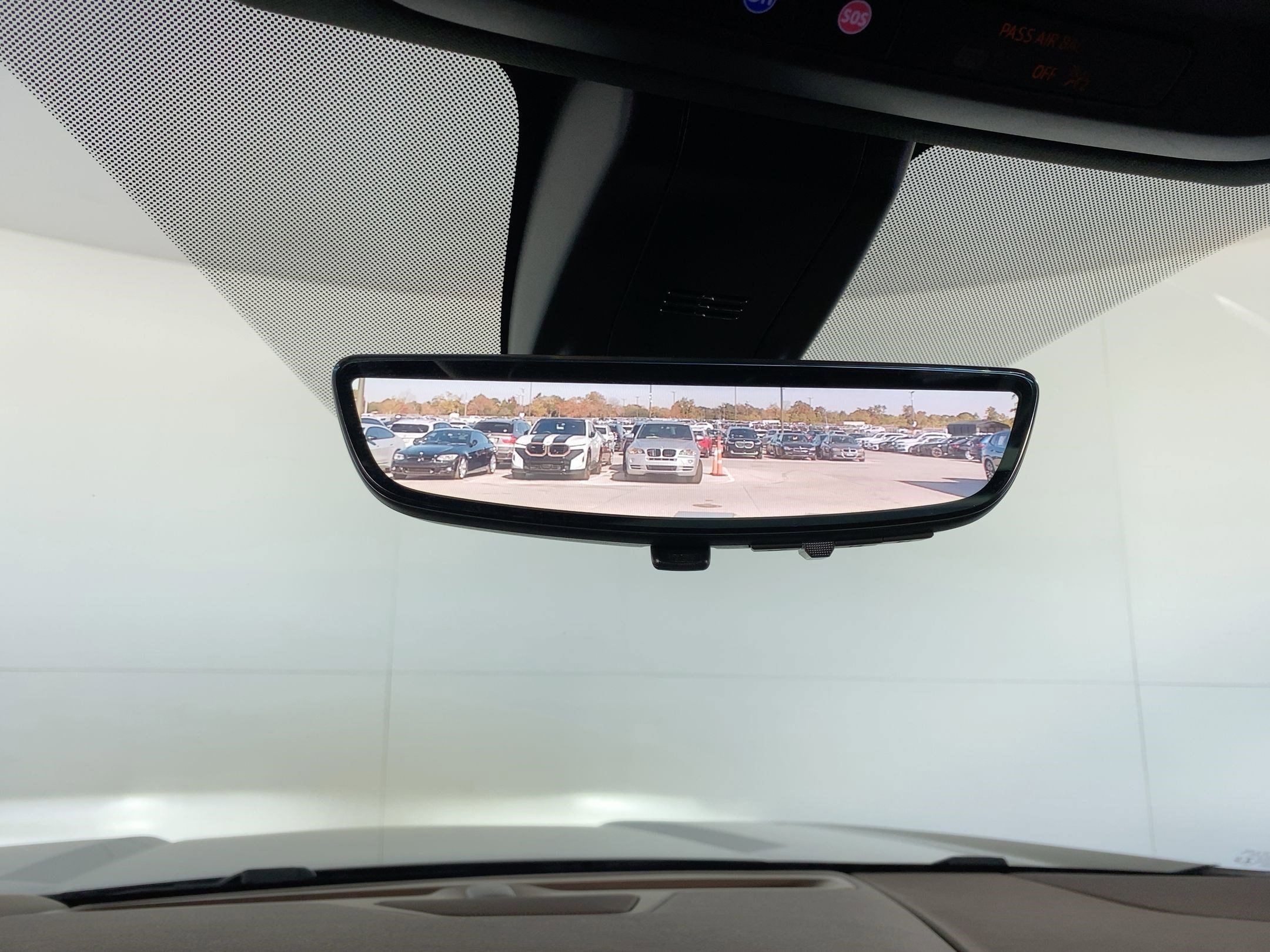 Used 2021 GMC Yukon Denali w/ Denali Premium Package image 21