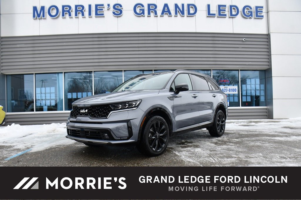 Used 2022 Kia Sorento SX