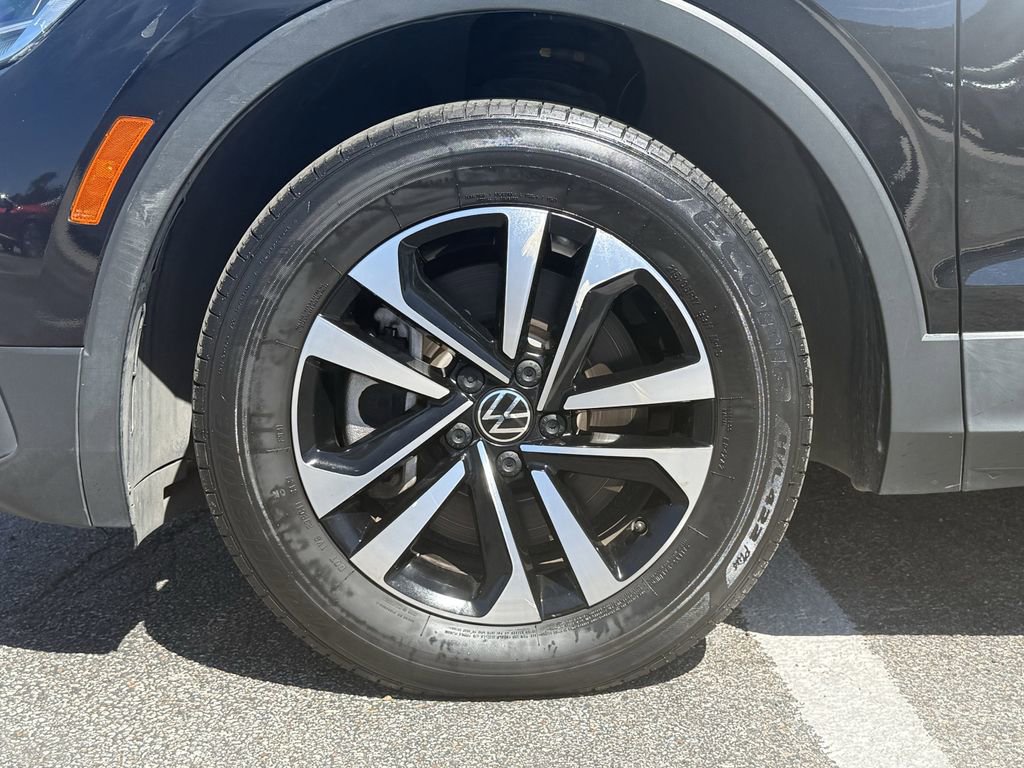 Used 2022 Volkswagen Tiguan S image 8