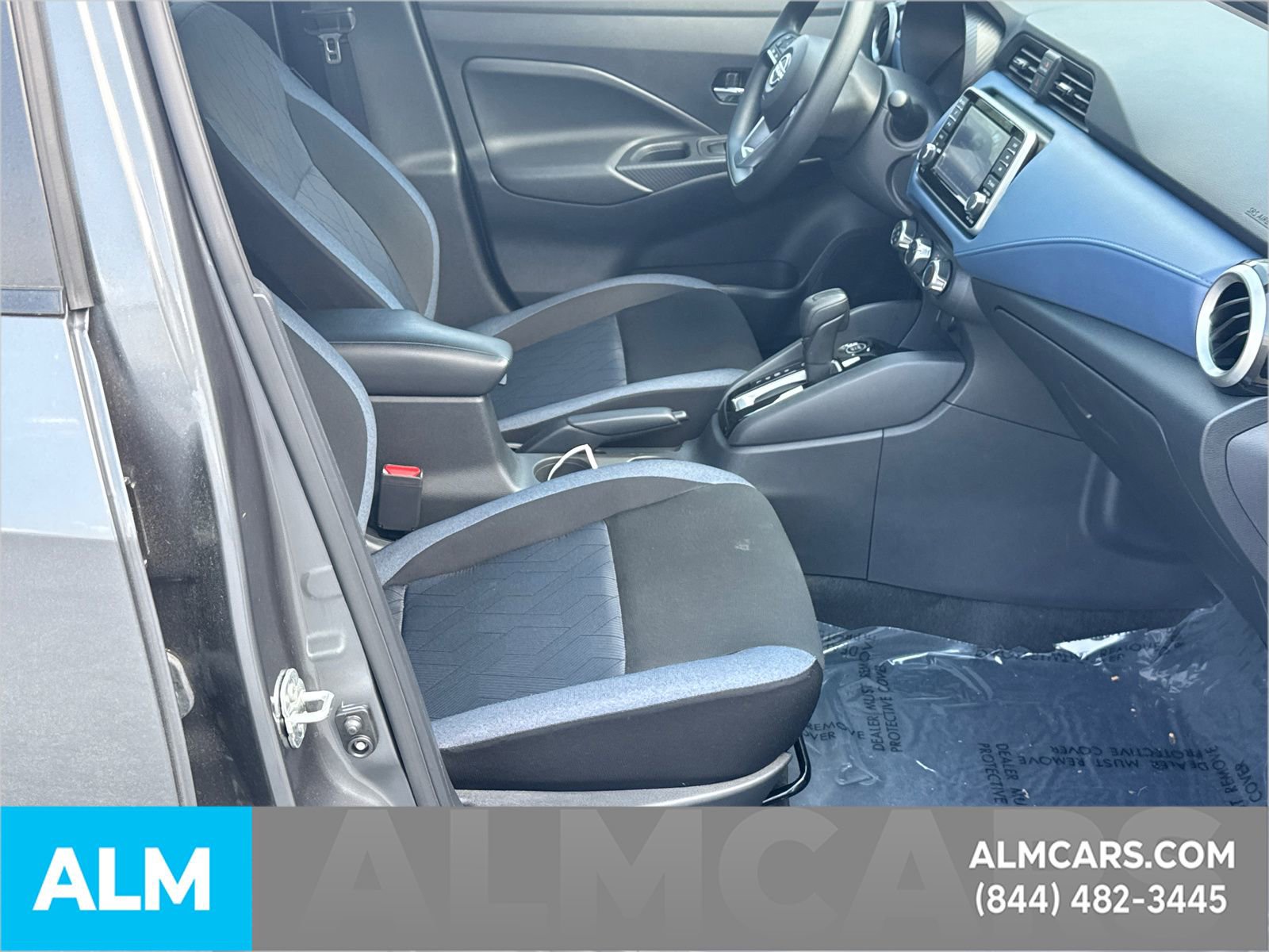 Used 2025 Nissan Versa SV w/ Trunk Package image 15