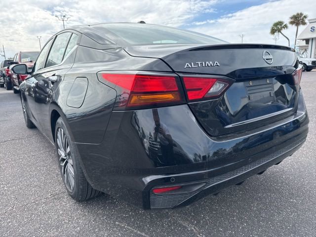 Used 2024 Nissan Altima 2.5 SV image 6