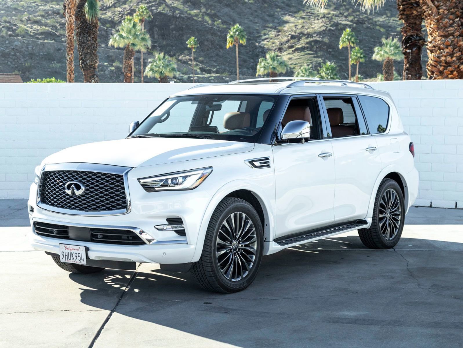 Used 2023 INFINITI QX80 Sensory w/ Cargo Package image 1