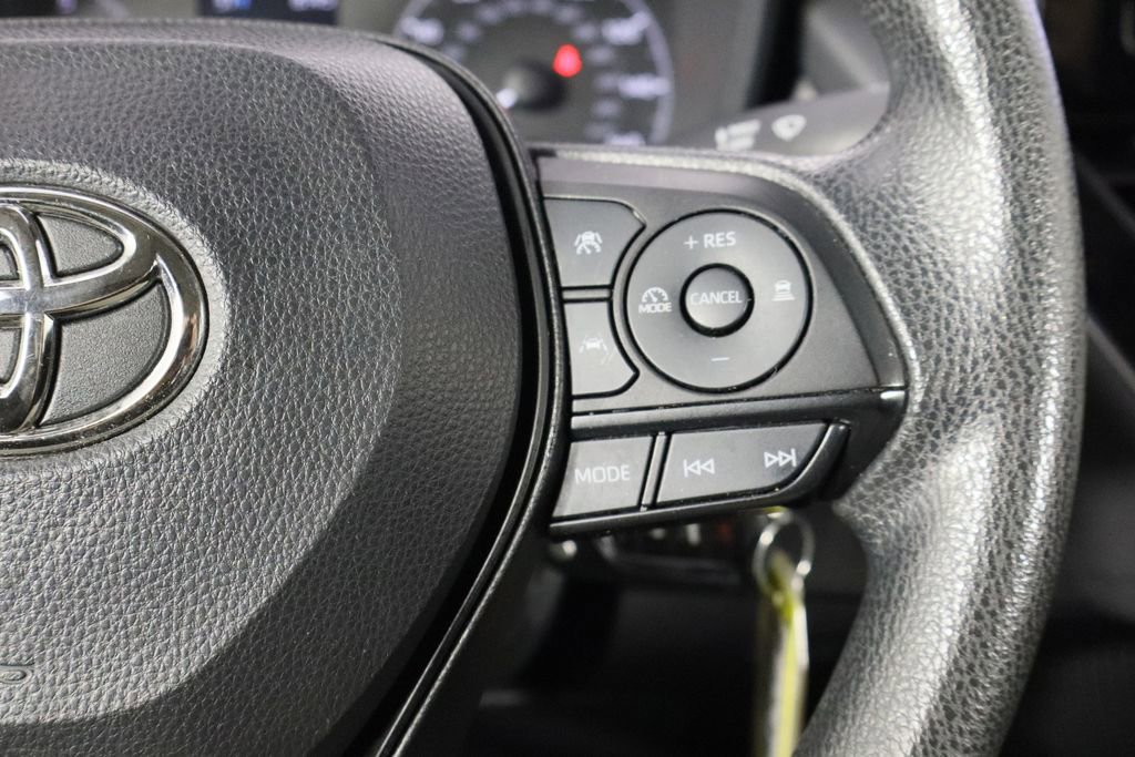 Used 2023 Toyota Corolla LE image 10