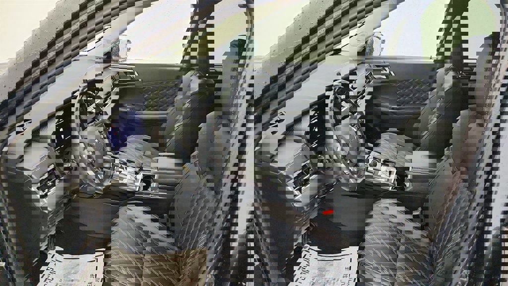 Used 2024 Mitsubishi Outlander SEL image 21