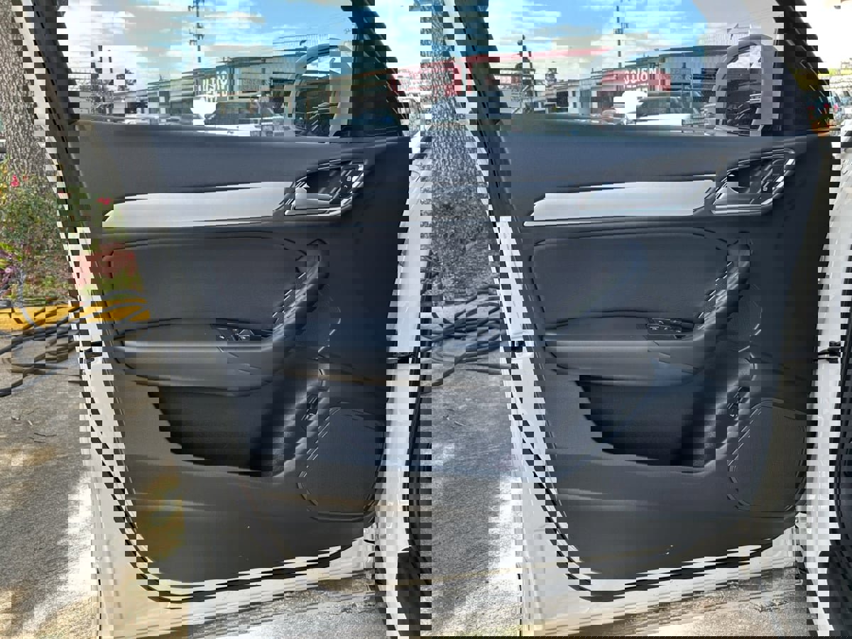 Used 2017 Audi Q3 2.0T Premium w/ Convenience Package image 10