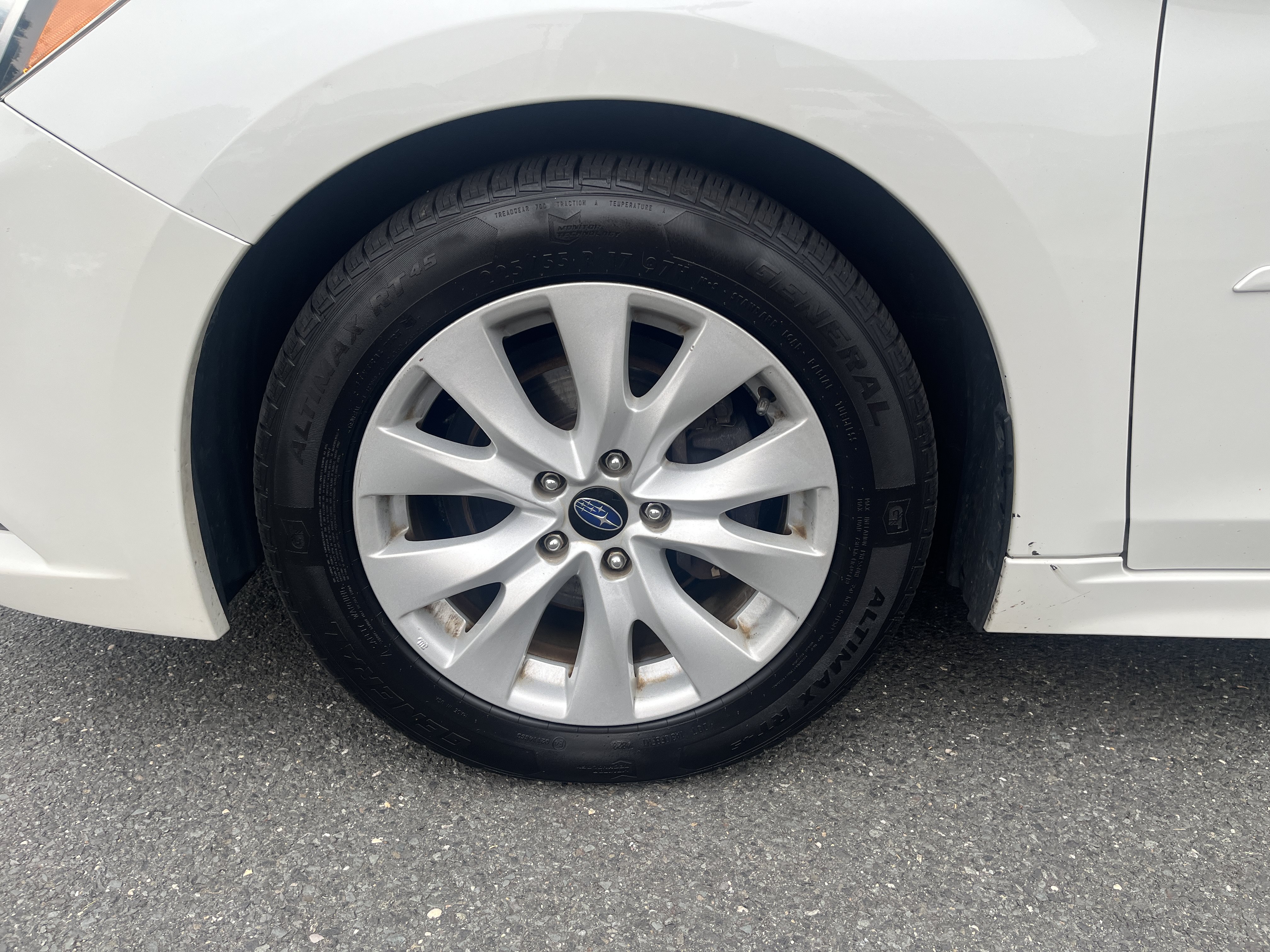 Used 2015 Subaru Legacy 2.5i Premium AWD/4WD image 10