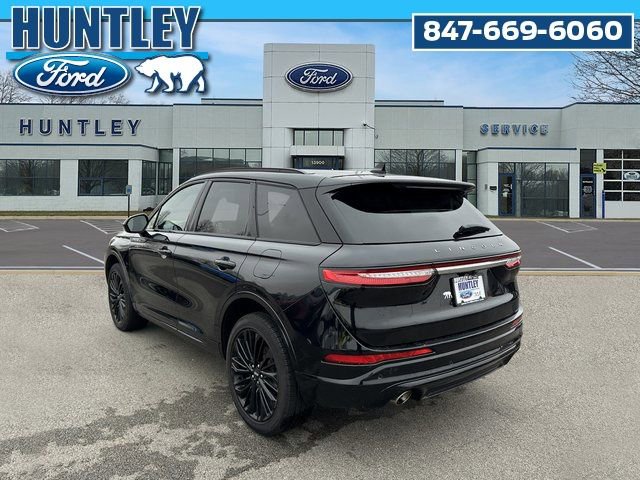 Used 2023 Lincoln Corsair Reserve w/ Jet Appearance Package AWD/4WD image 6