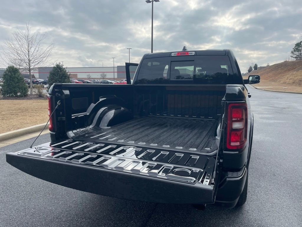 New 2026 RAM 1500 4x4 Crew Cab image 20
