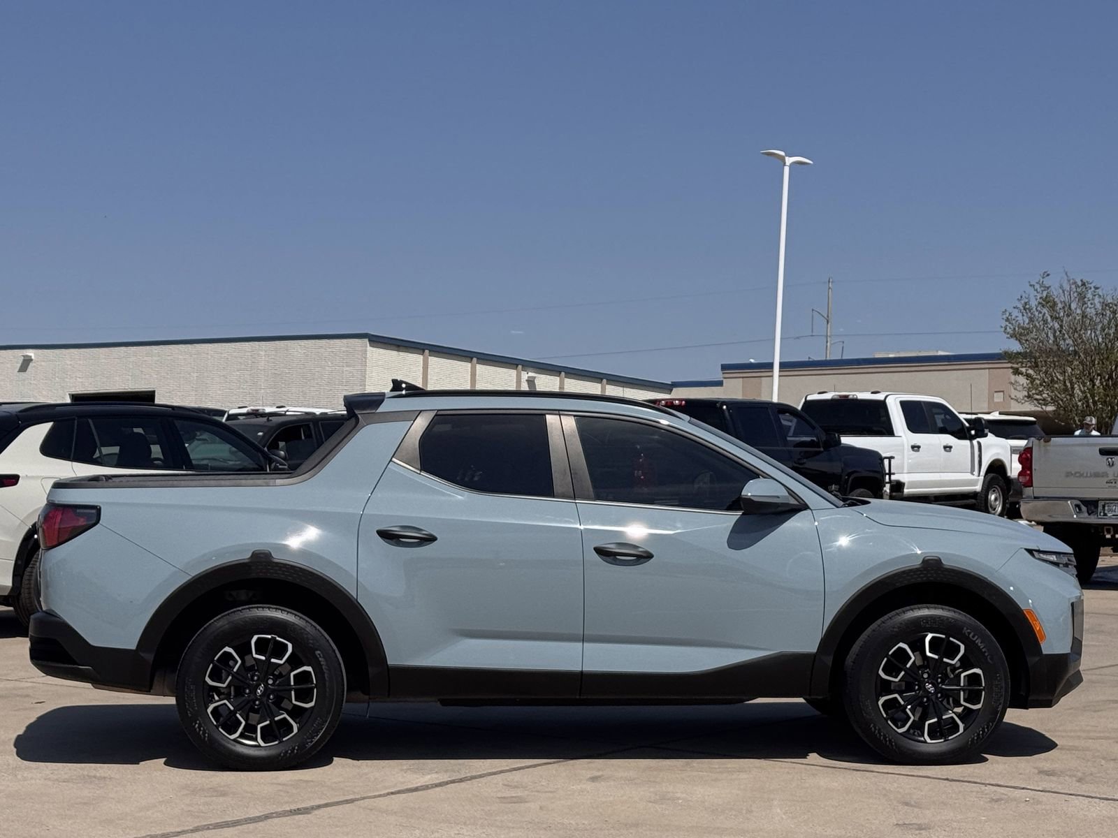 Used 2024 Hyundai Santa Cruz SEL w/ Activity Package image 3