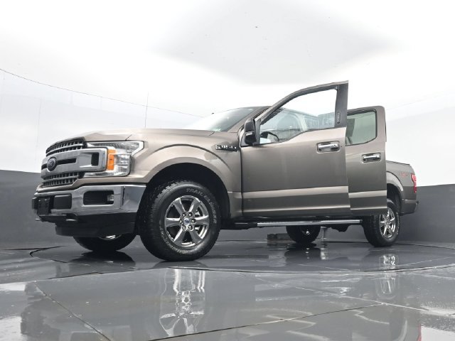 Used 2020 Ford F150 XLT w/ Equipment Group 302A Luxury AWD/4WD image 33
