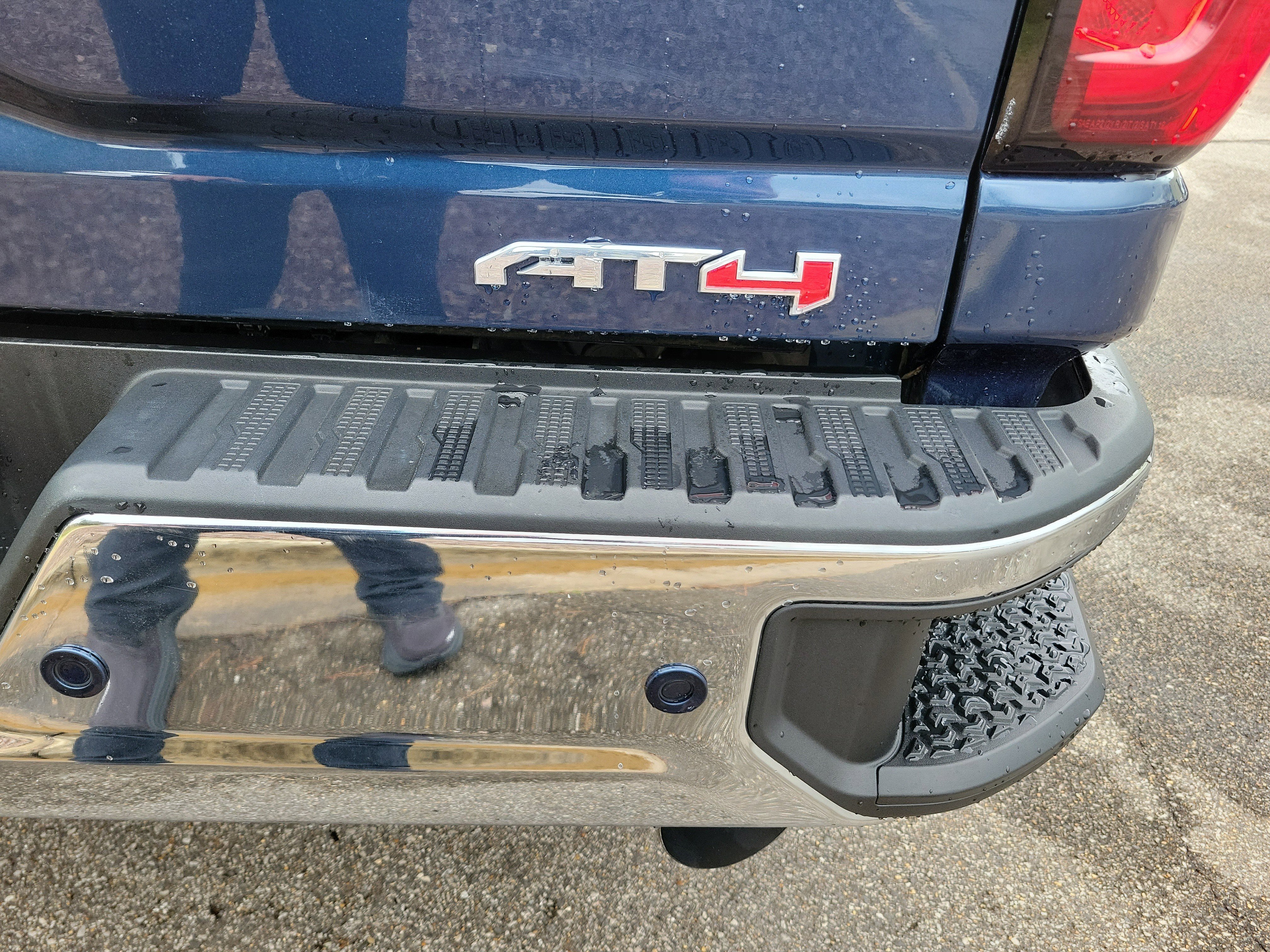 Used 2022 GMC Sierra 2500 AT4 w/ AT4 Preferred Package image 32