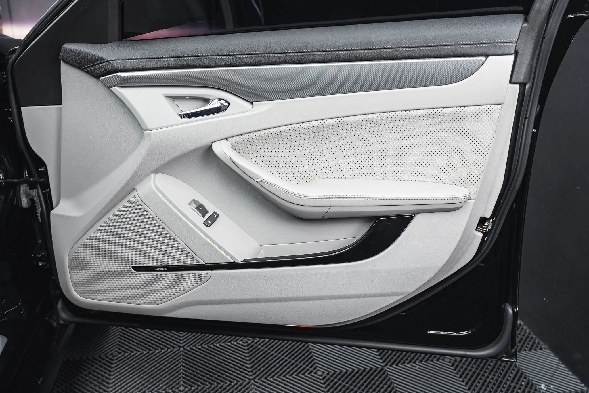 Used 2014 Cadillac CTS V image 48