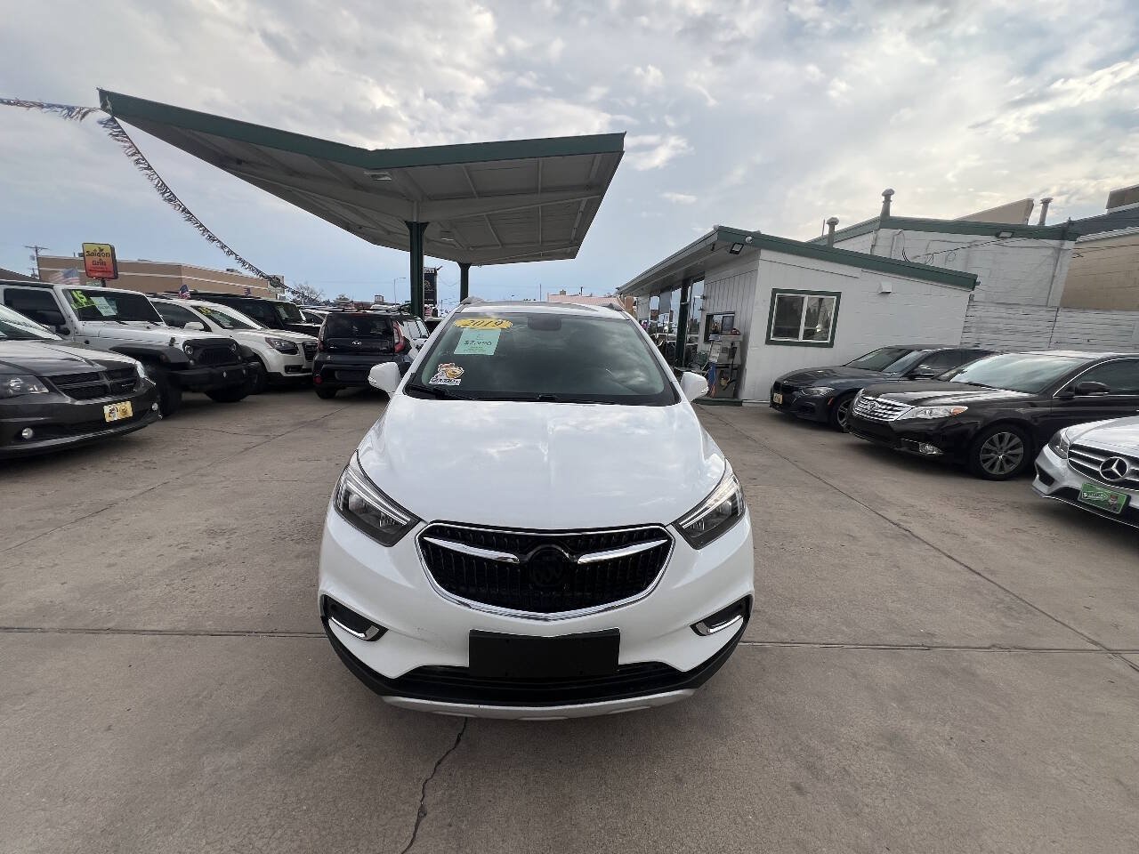 Used 2019 Buick Encore Preferred AWD/4WD image 2
