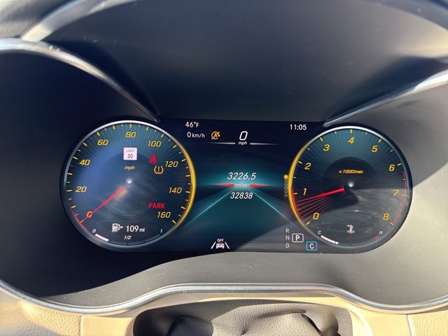 Used 2022 Mercedes-Benz GLC 300 4MATIC image 9