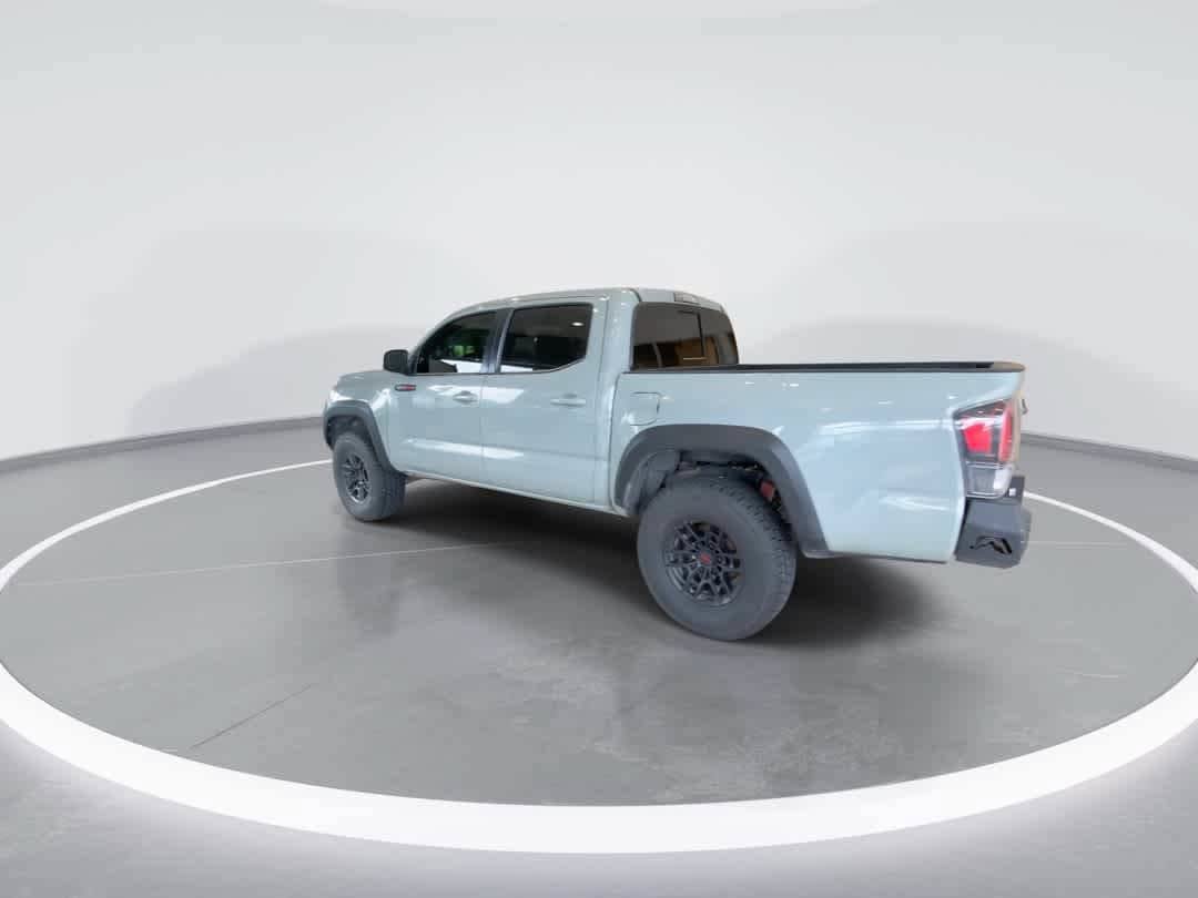 Used 2021 Toyota Tacoma TRD Pro AWD/4WD image 6