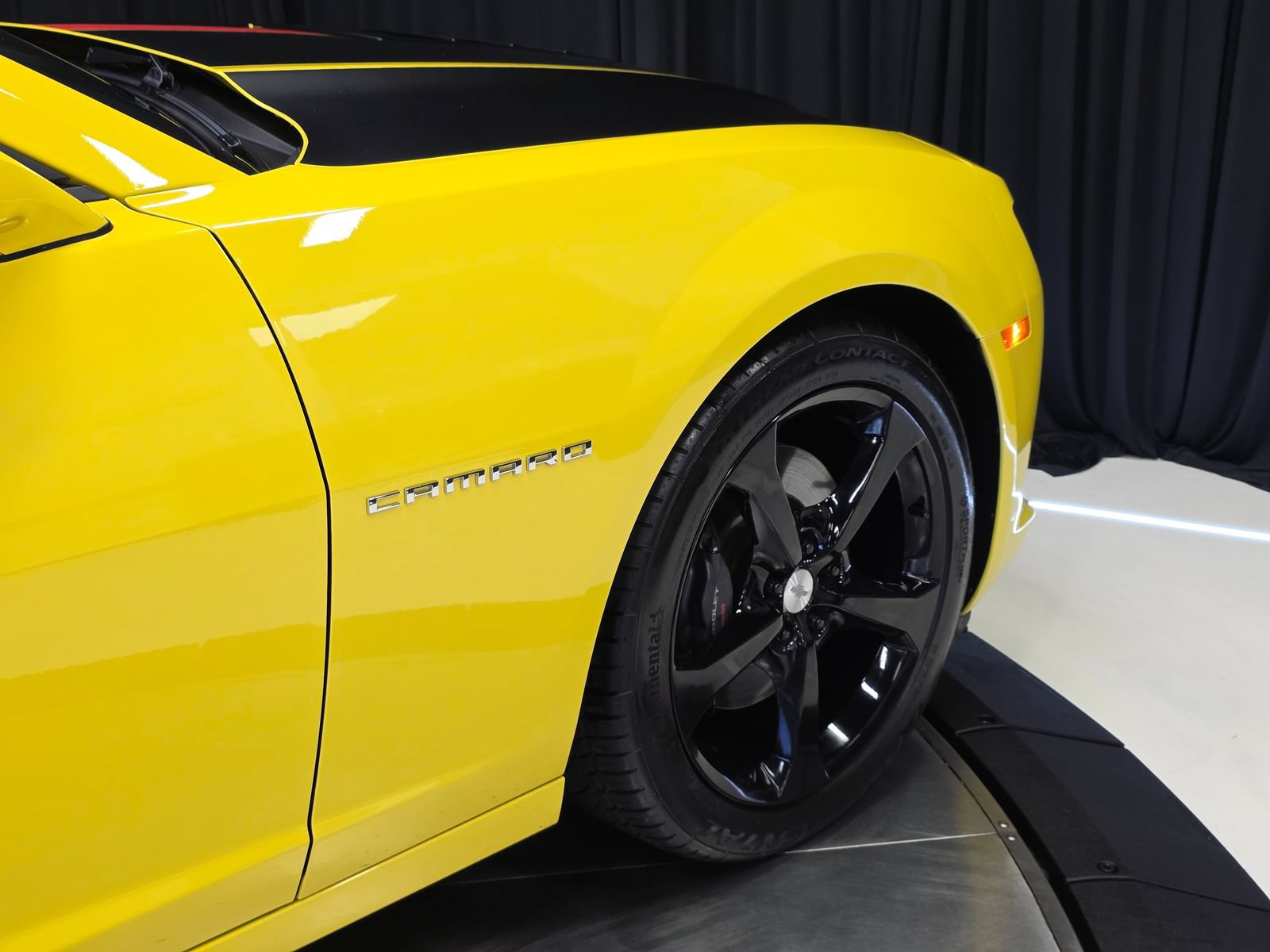 Used 2014 Chevrolet Camaro SS w/ RS Package RWD image 44