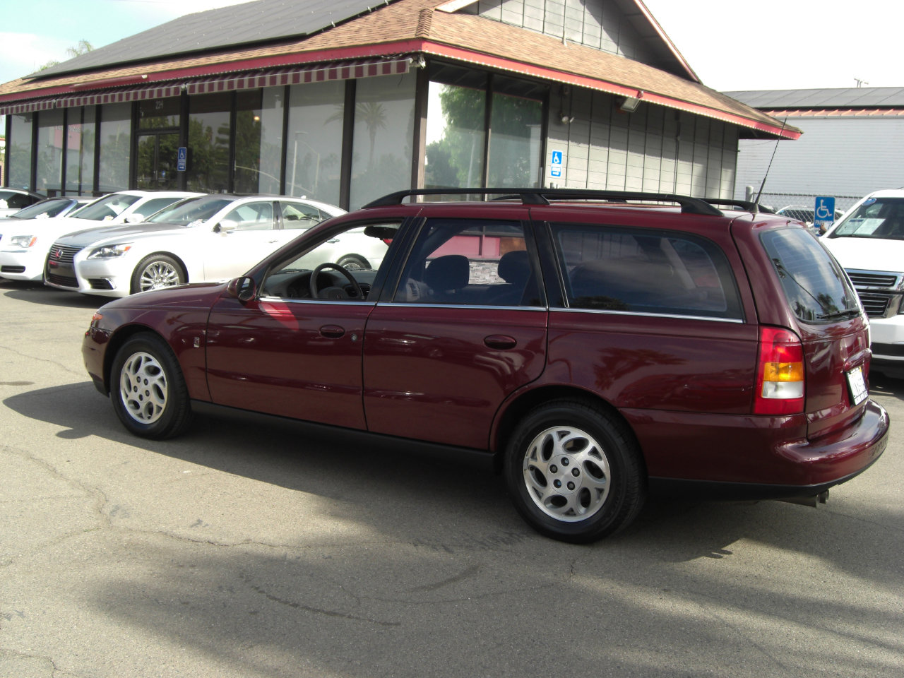 Used 2002 Saturn L-Series LW300 image 10