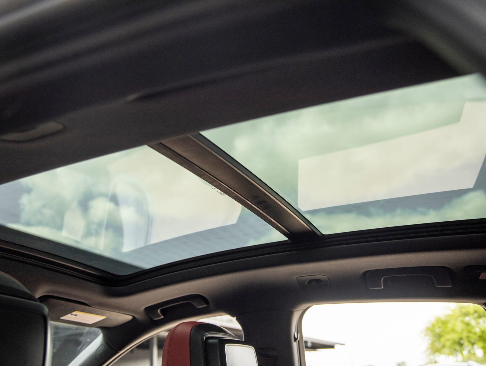 Used 2020 Porsche Macan image 27