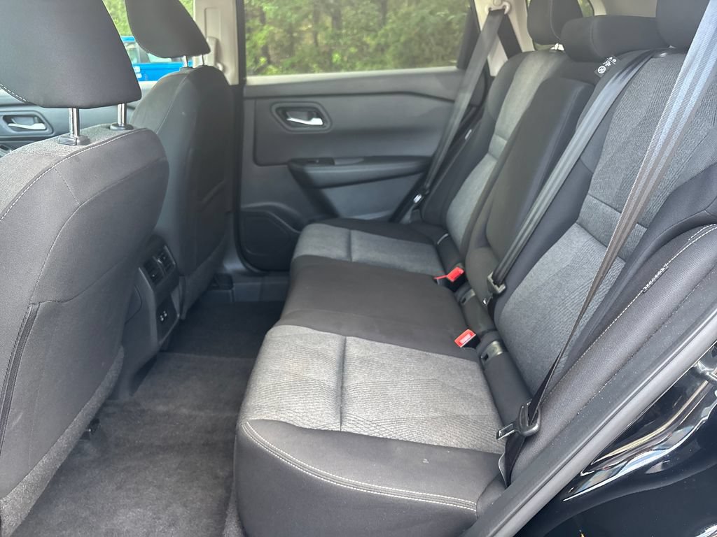 Used 2024 Nissan Rogue SV AWD/4WD image 31