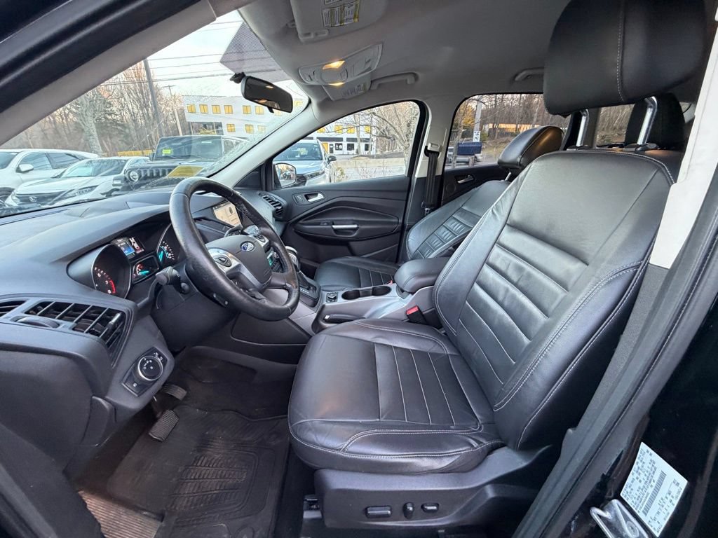 Used 2016 Ford Escape SE w/ SE Leather Comfort Package FWD image 12