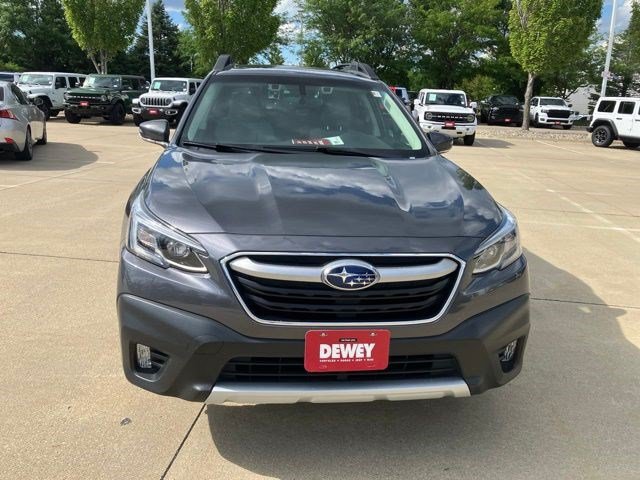 Used 2022 Subaru Outback Limited AWD/4WD image 2