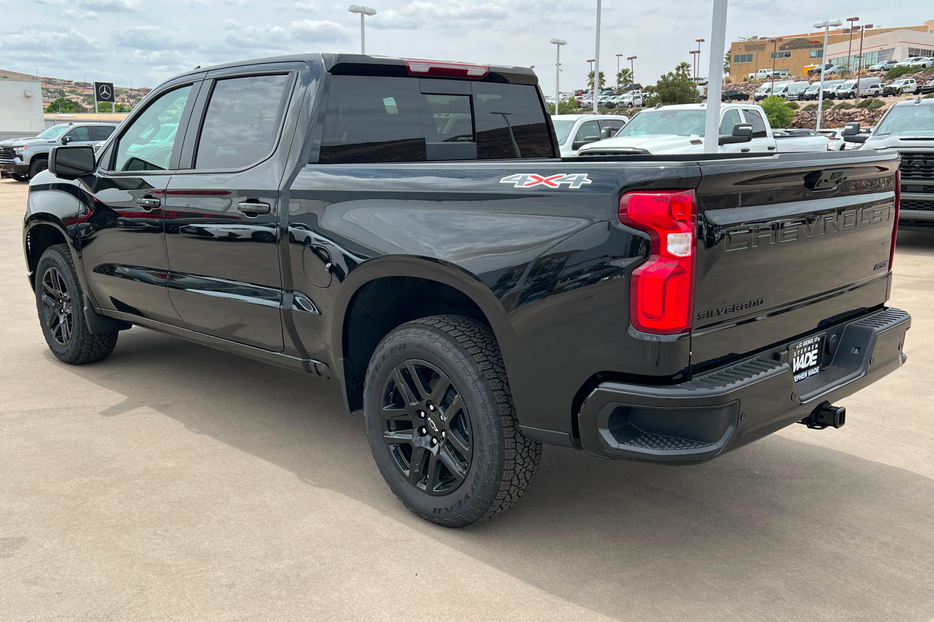 New 2026 Chevrolet Silverado 1500 RST w/ RST All Star Premium Package AWD/4WD image 3