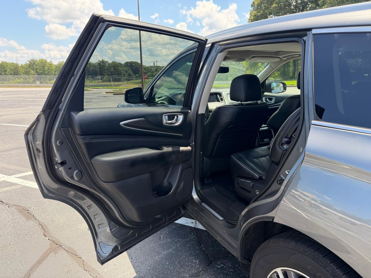 Used 2018 INFINITI QX60 Luxe w/ Premium Package AWD/4WD image 12