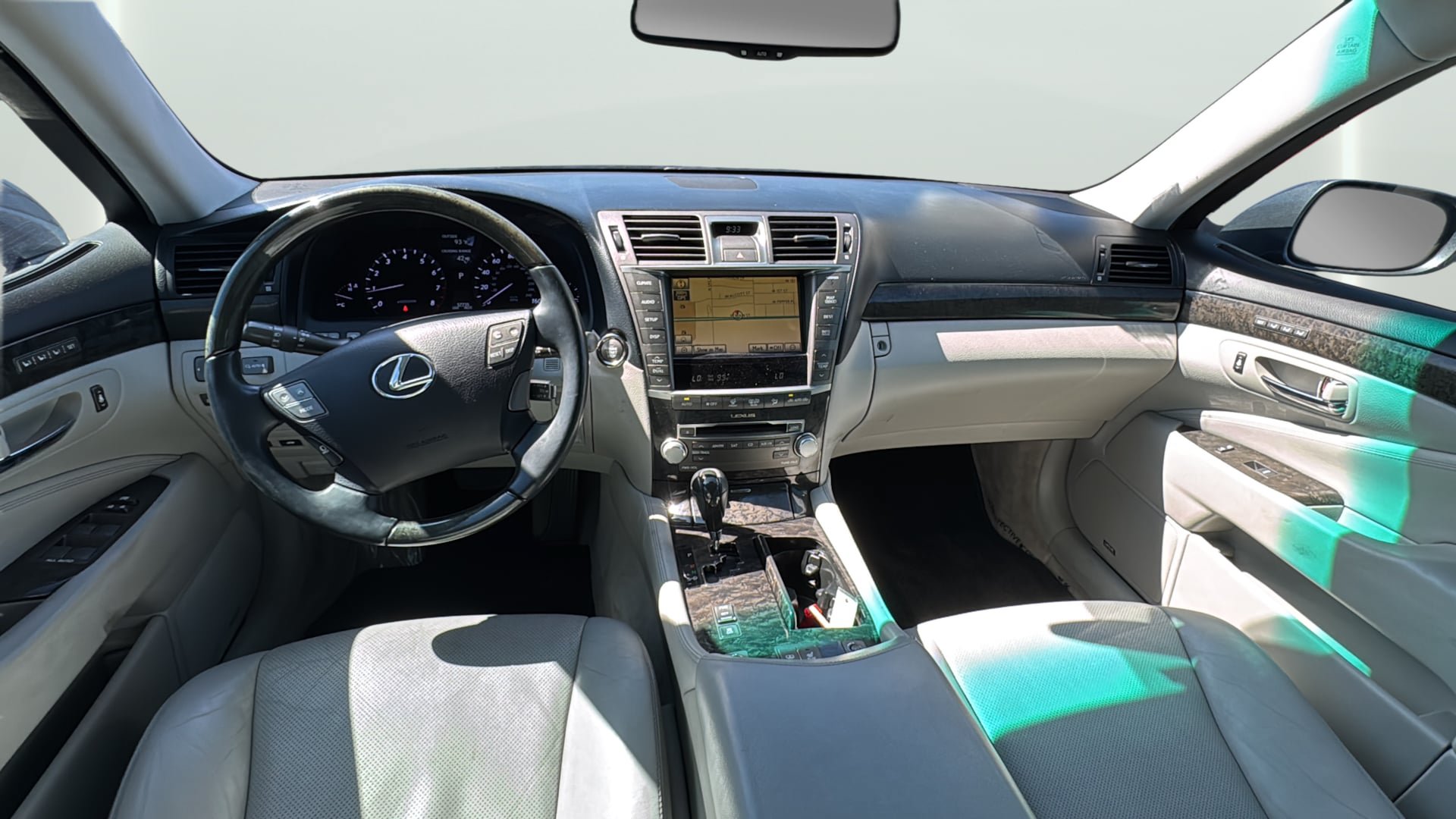 Used 2012 Lexus LS 460 w/ Comfort Pkg RWD image 31